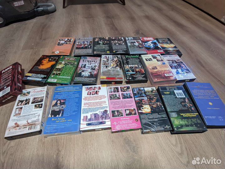 Видеокассеты VHS фильмы оптом