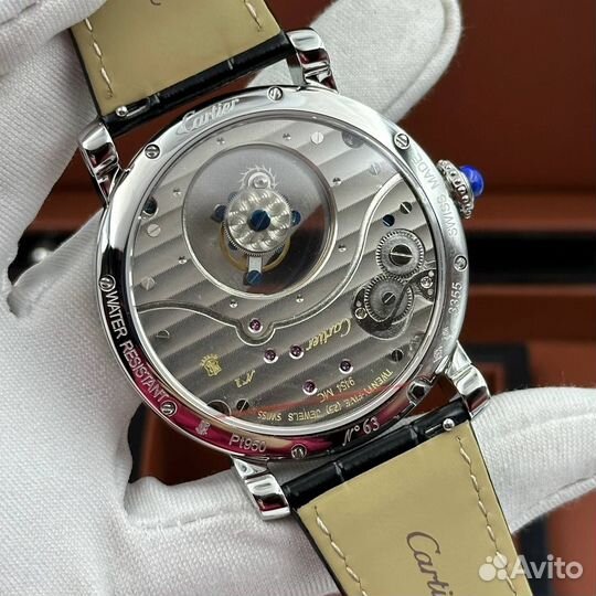 Часы Cartier Rotonde De Cartier Flying Tourbillon