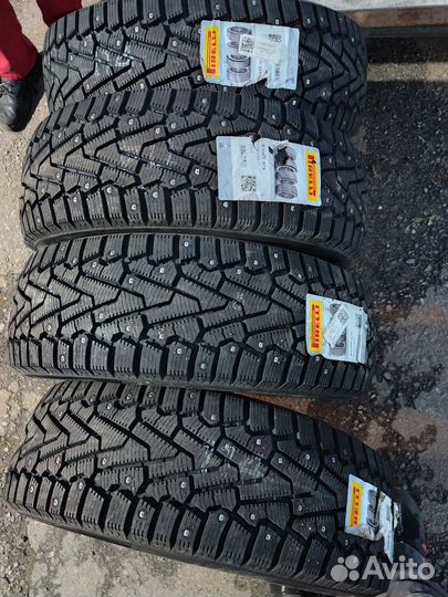 Pirelli Ice Zero 225/65 R17 106T