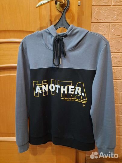 Толстовка с капюшоном на мальчика