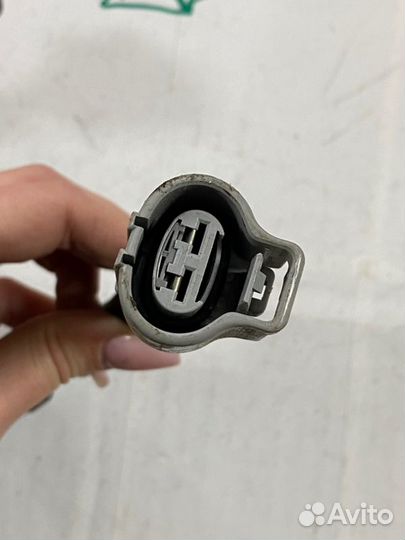 Разъем вентилятора охлаждения Toyota Camry ACV 40