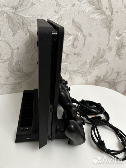 Sony PS4 slim 1tb