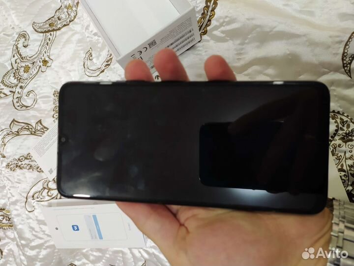 HUAWEI nova Y70, 4/64 ГБ