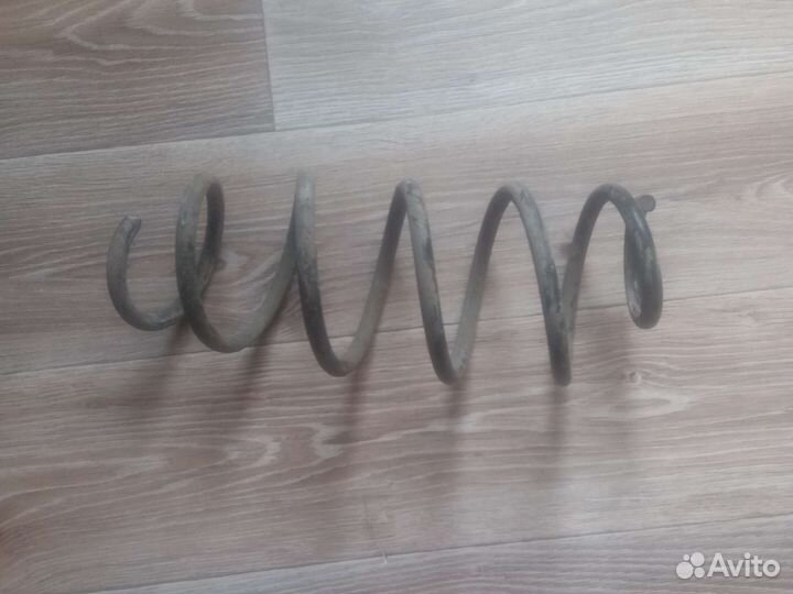 Бочкообразная пружина на калину