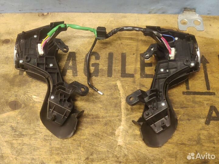 Кнопки в руль Toyota LC200 2016г