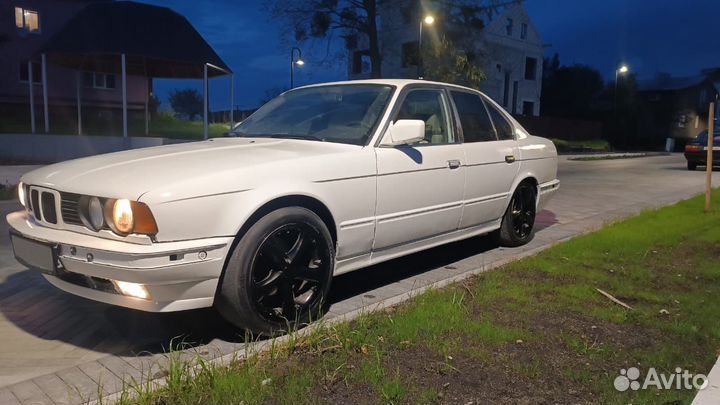 BMW 5 серия 2.5 МТ, 1989, 320 000 км