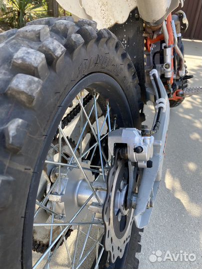 Regulmoto Athlete 250