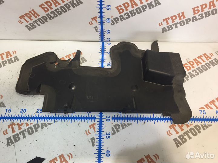 Ситроен С4 Пикассо Защита радиатора левая