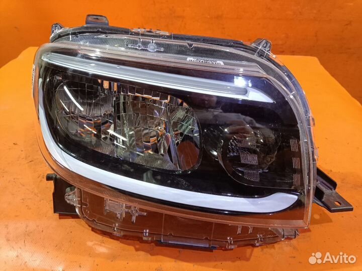 Фары Daihatsu Tanto LA650S