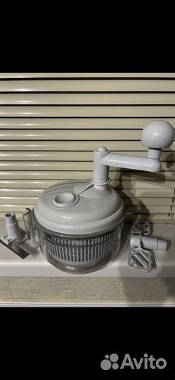 Комбайн ручной 4 шт. Цена за весь лот