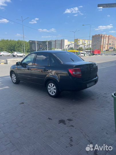 LADA Granta 1.6 МТ, 2013, 106 163 км