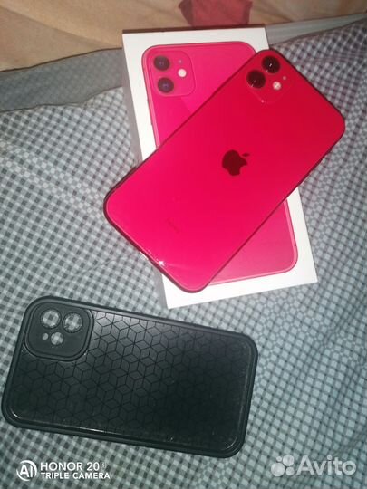iPhone 11, 64 ГБ