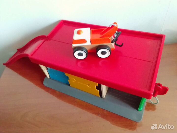 Икея парковка гараж с эвакуатором IKEA