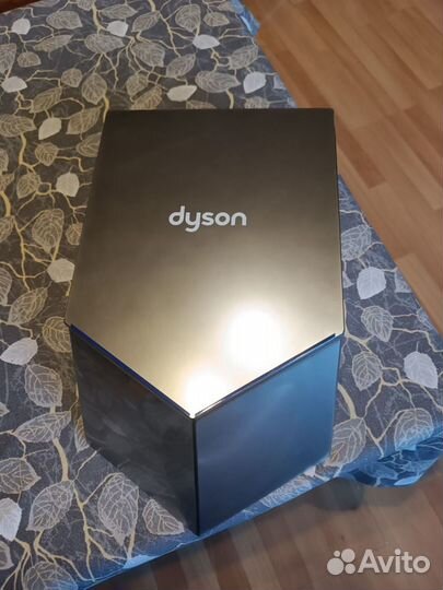 Сушилка для рук dyson