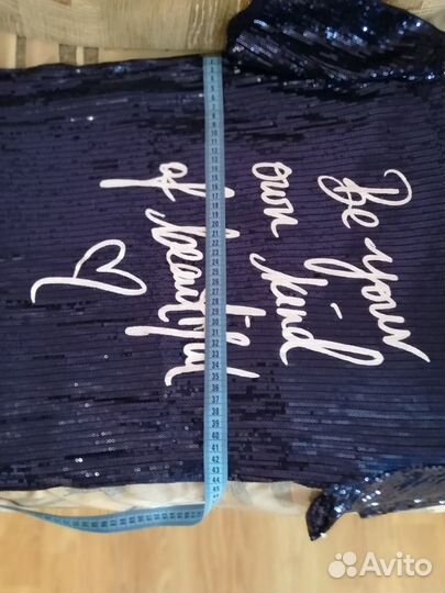 Платье с поэтками