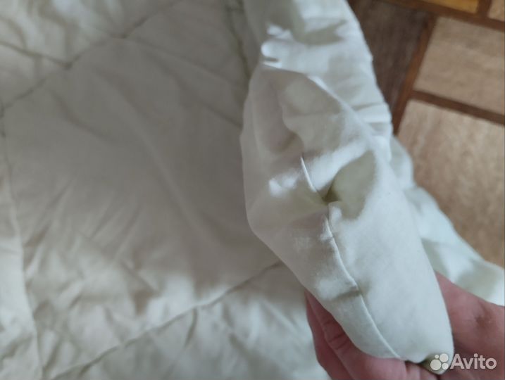 Одеяло в детскую кроватку