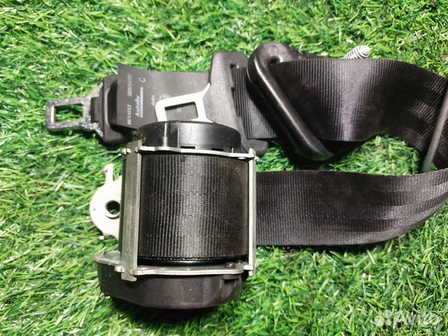 Ремень безопасности задний Renault Sandero II