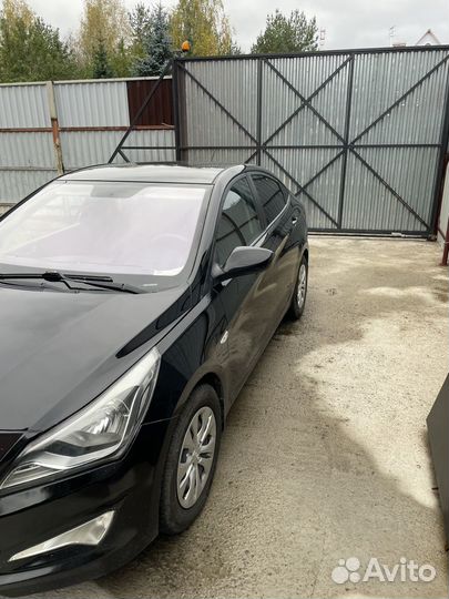 Hyundai Solaris 1.6 AT, 2015, 242 000 км