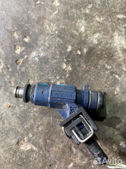 Форсунка топливная Mercedes w220