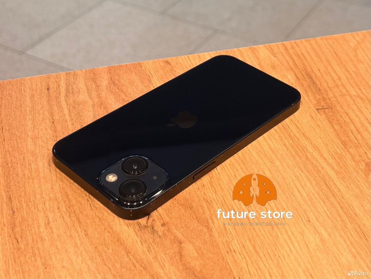 iPhone 13, 256 ГБ, SIM + eSIM