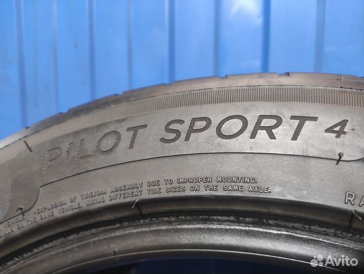 Michelin Pilot Sport 4 245/45 R18