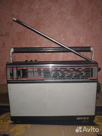 Радиоприемник VEF-202. VEF-214