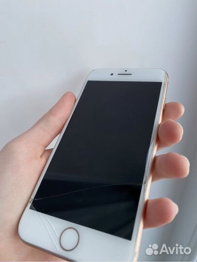 Телефон iPhone 8 64 gb