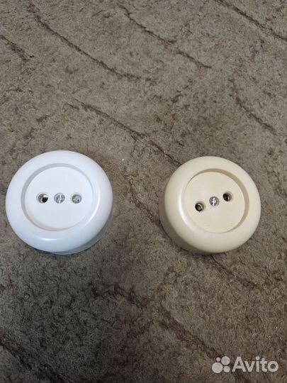 Розетка керамическая