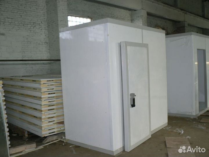 Распашные холодильные двери