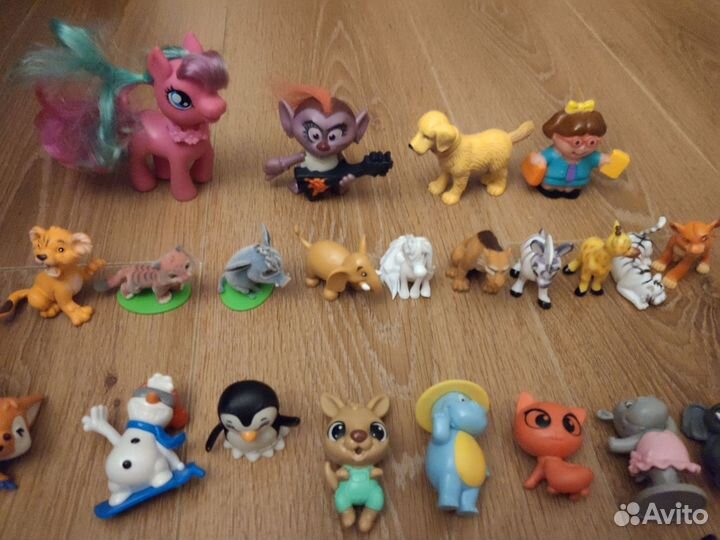Коробка мелких игрушек