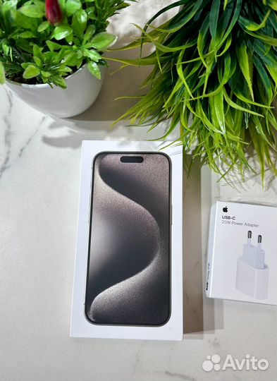 iPhone 15 Pro, 256 ГБ