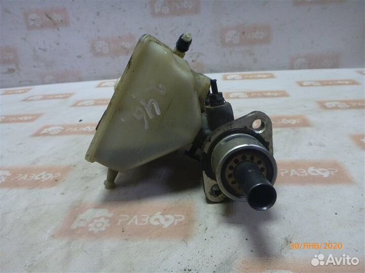 Главный тормозной цилиндр Peugeot 406 8B 2.0 2003