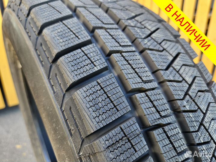 Pirelli Formula Ice FR 225/65 R17 106T