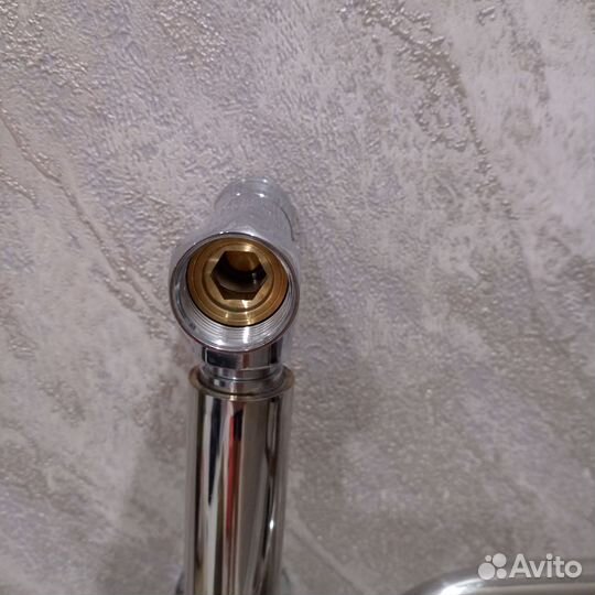 Полотенцесушитель водяной новый