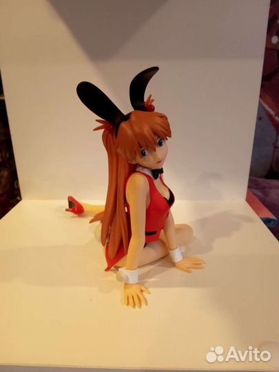 Фигурка из аниме Евангелион. Аска