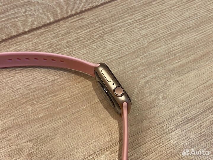 Часы Apple Watch 4 40 mm 91 акб