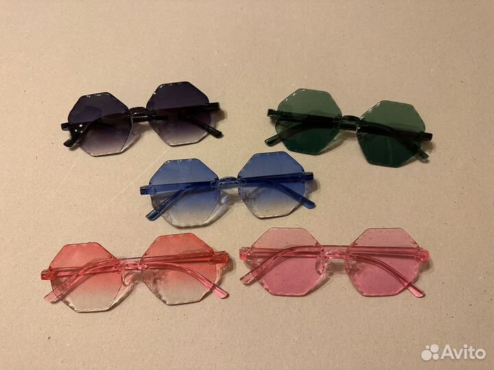 Детские солнечные очки новые