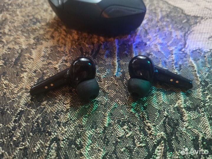 Игровые беспроводные наушники