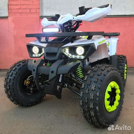 Квадроцикл Avantis Hunter 8 New бело-зеленый