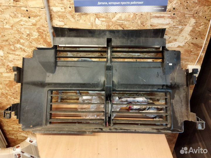 Дефлектор радиатора Ford Focus 3 хетчбэк 2.0 mgda