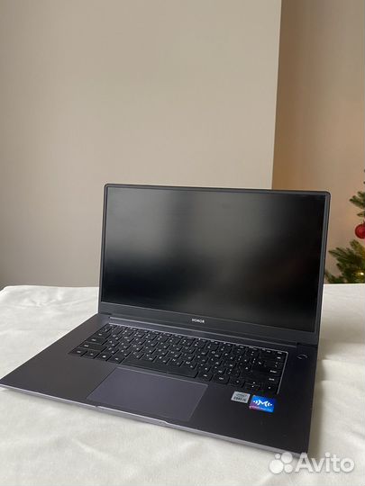 Ноутбук honor magicbook 15.6