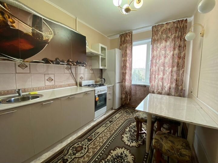 2-к. квартира, 52 м², 7/9 эт.