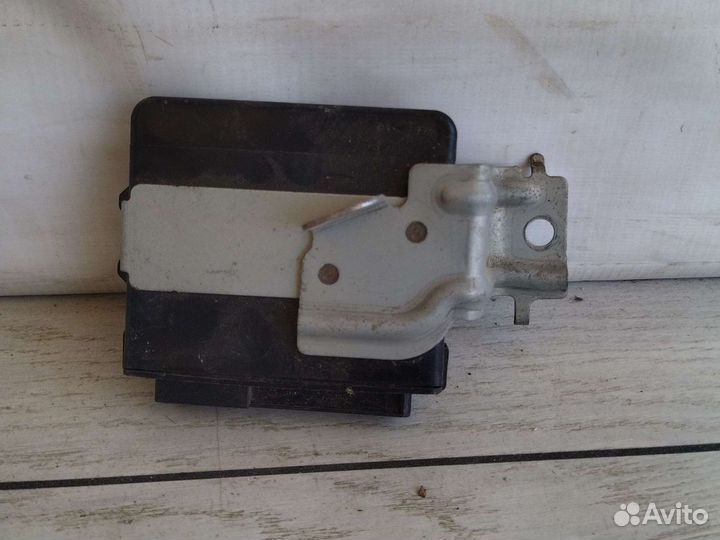 Land cruiser 200 Блок управления приводом