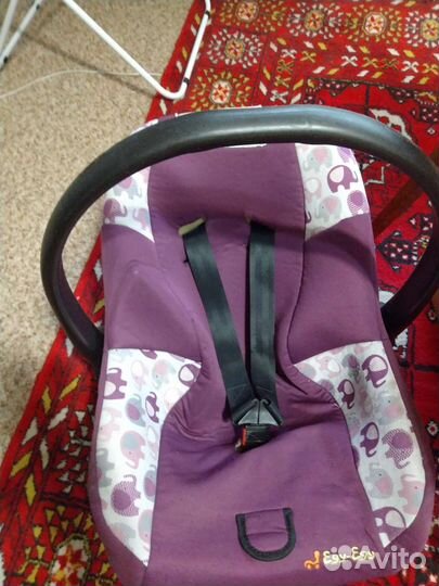 Автомобильное детское кресло