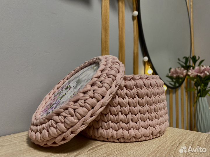 Вязаные корзинки ручной работы