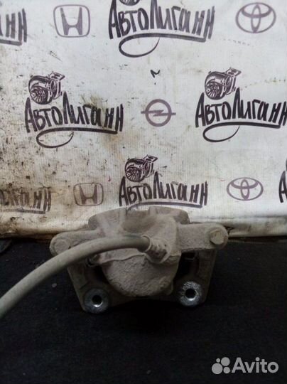 Суппорт передний левый Nissan Terrano H4MD438 2016