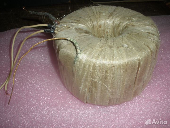Для усилителя трансформатор