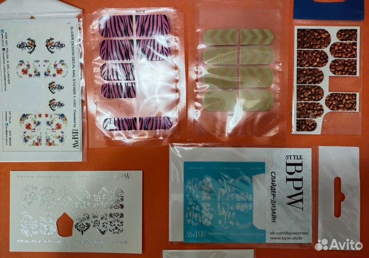 Наклейки и слайдеры для ногтей остатки