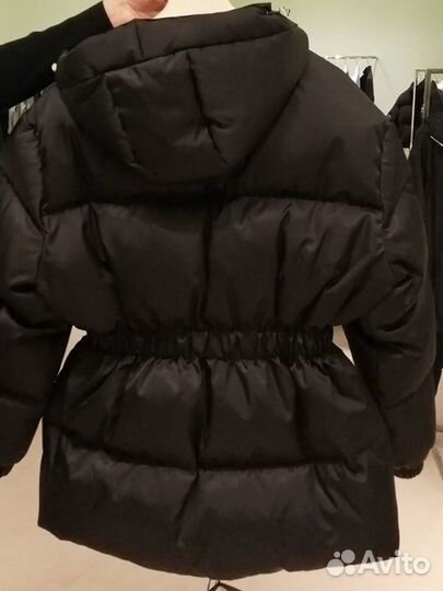Prada новый пуховик оригинал