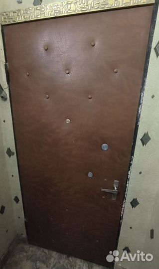 Дверь входная металлическая